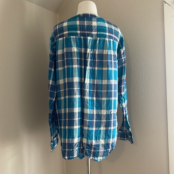 Saks Fifth Avenue Blue Plaid Button Down Shirt - Picture 5 of 5